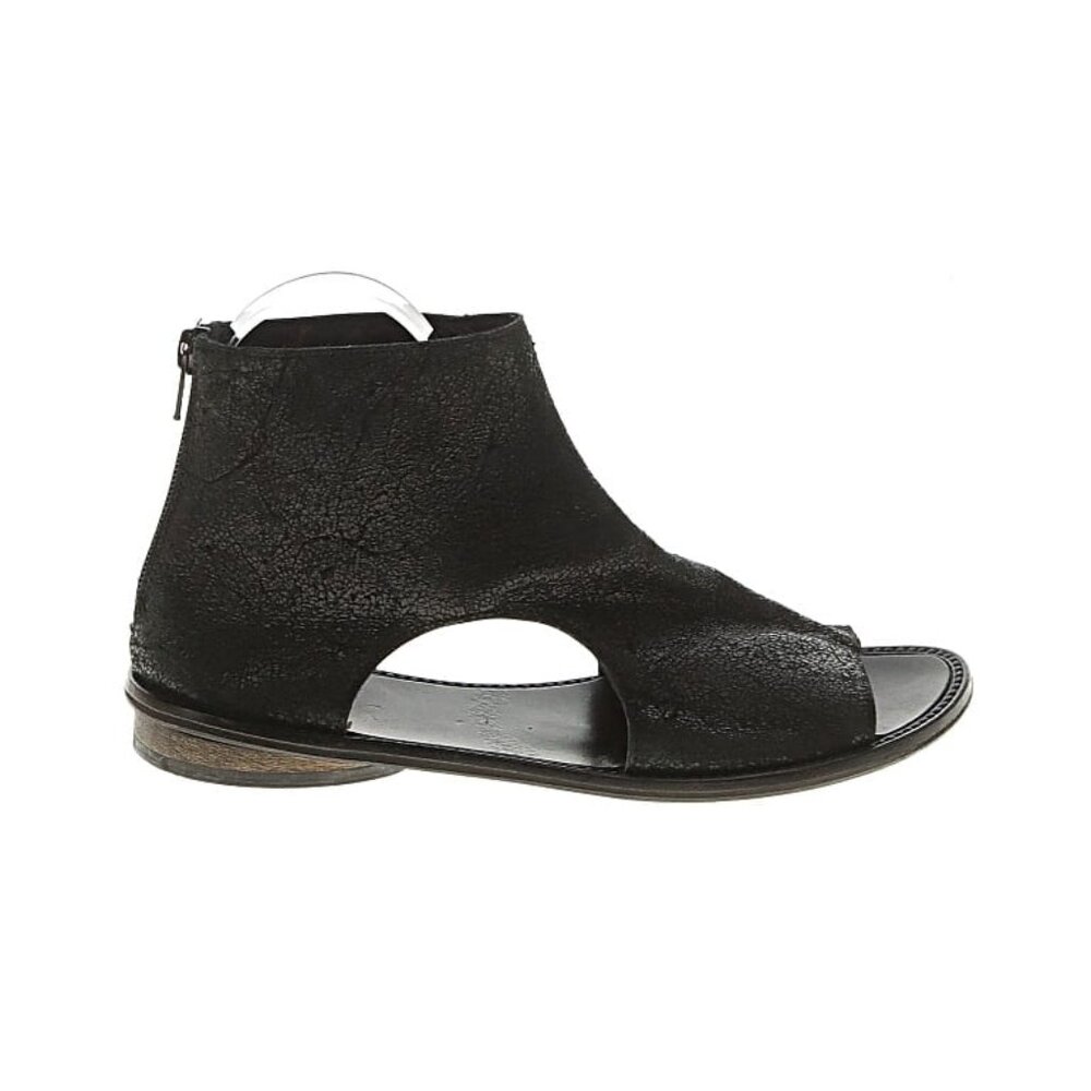 Walk by Anat Dahari Black Leather Handmade Open Toe Closed Heel Sandals Flats